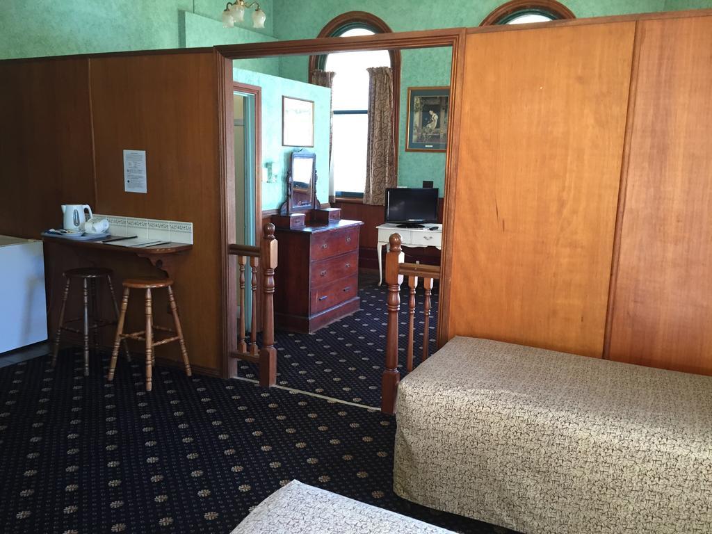 Criterion Hotel-Motel Рокгемптон Номер фото